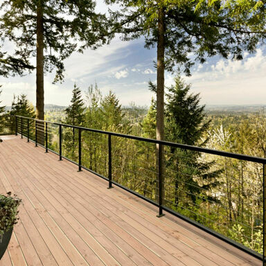 Terrasse aus Douglasien Holz